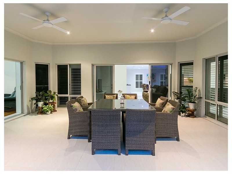 5 Sempfs Road, Dundowran Beach QLD 4655