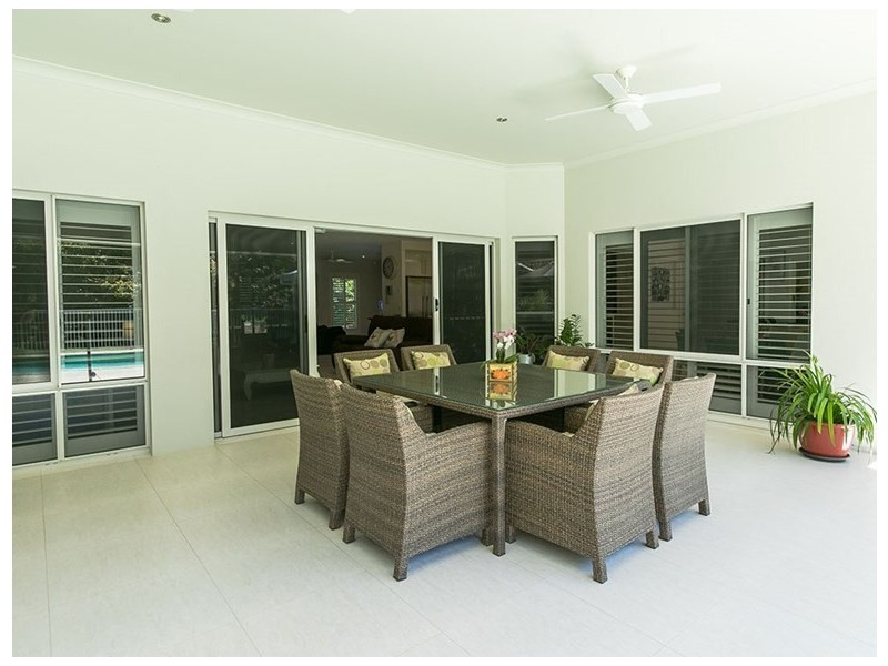 5 Sempfs Road, Dundowran Beach QLD 4655