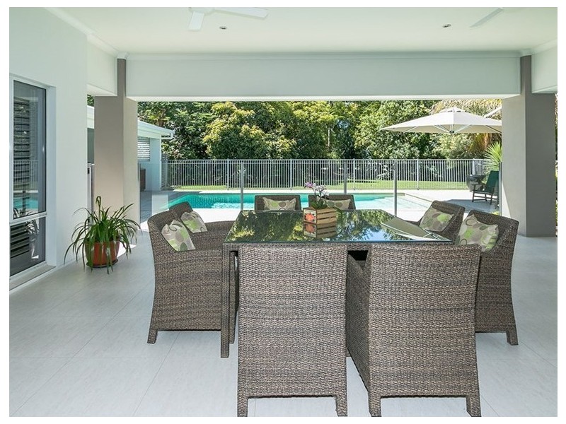 5 Sempfs Road, Dundowran Beach QLD 4655