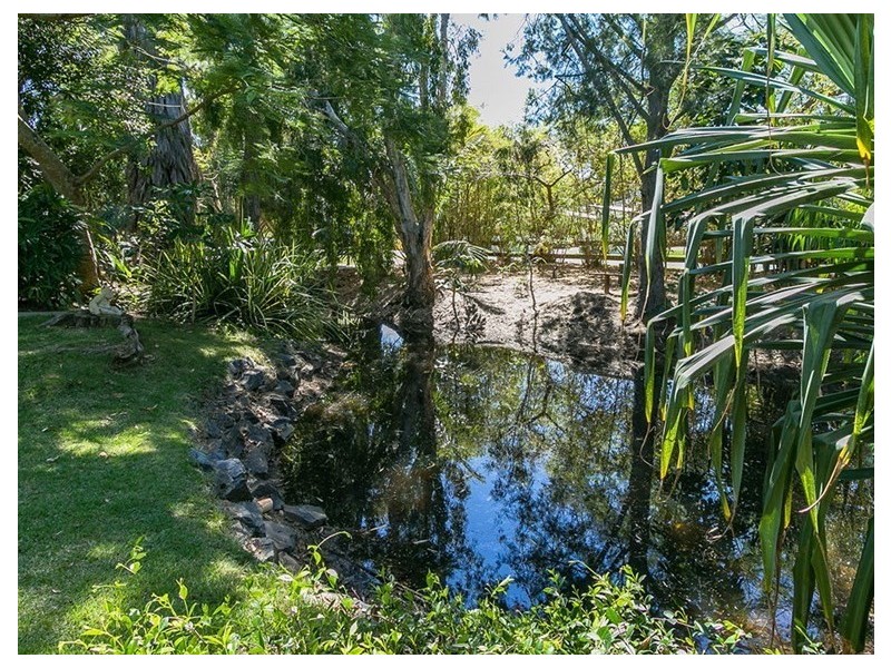 5 Sempfs Road, Dundowran Beach QLD 4655