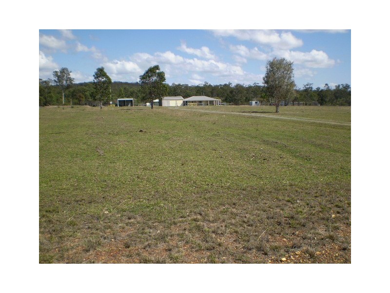 39 Simmos Road, Takura QLD 4655
