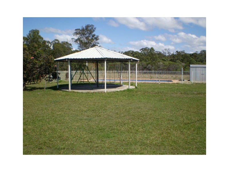 39 Simmos Road, Takura QLD 4655