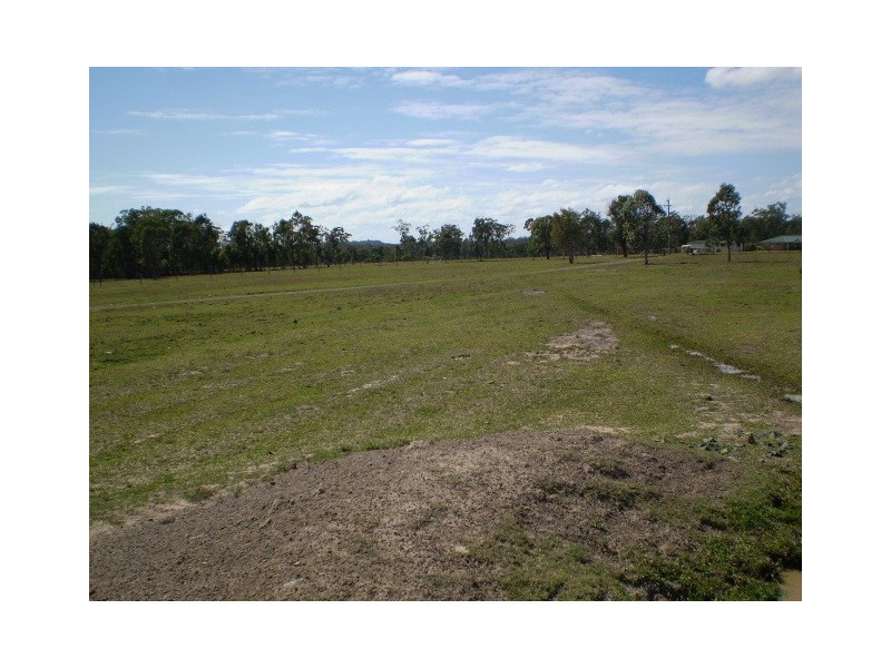 39 Simmos Road, Takura QLD 4655
