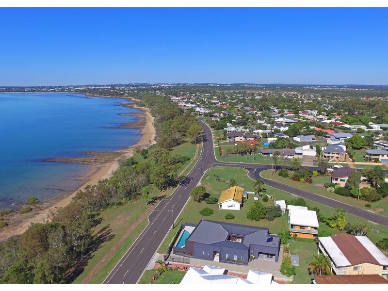108 Esplanade, Point Vernon QLD 4655