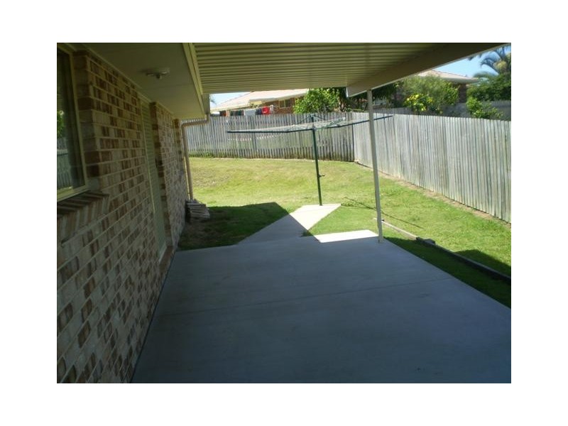 18  Cassia Crt,, Scarness QLD 4655