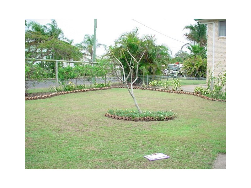 129 Cypress Street, Urangan QLD 4655