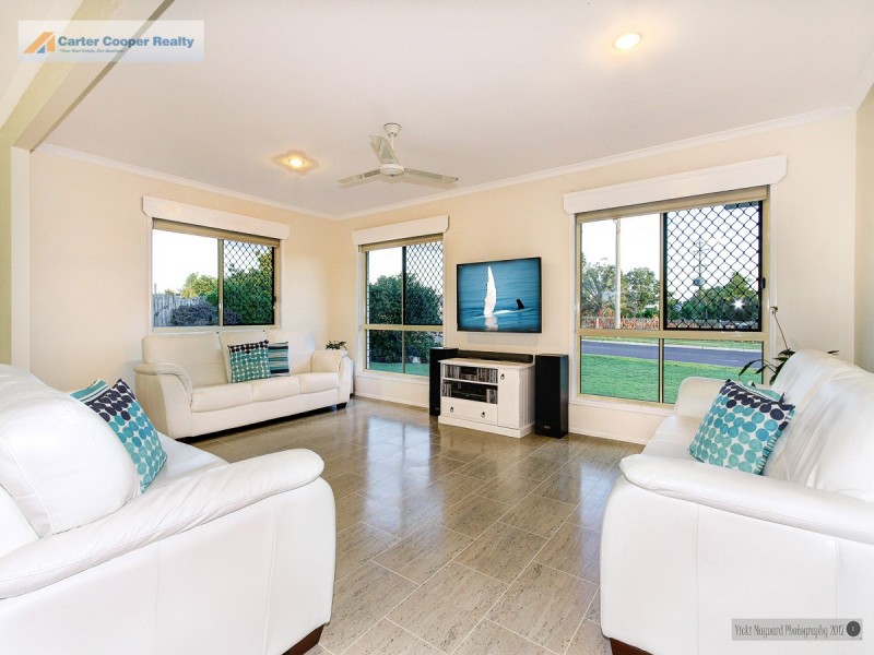 42 Vanda Street, Urangan QLD 4655