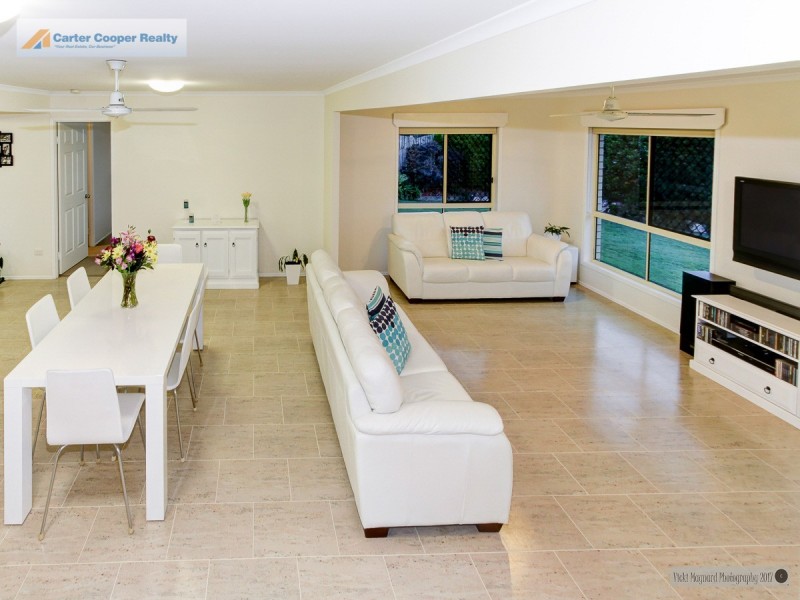 42 Vanda Street, Urangan QLD 4655