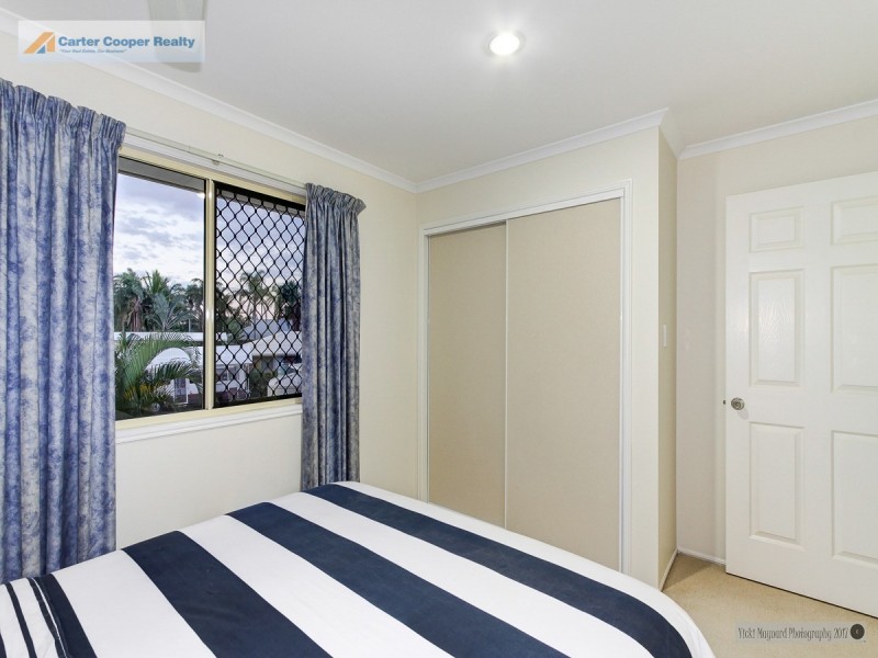 42 Vanda Street, Urangan QLD 4655