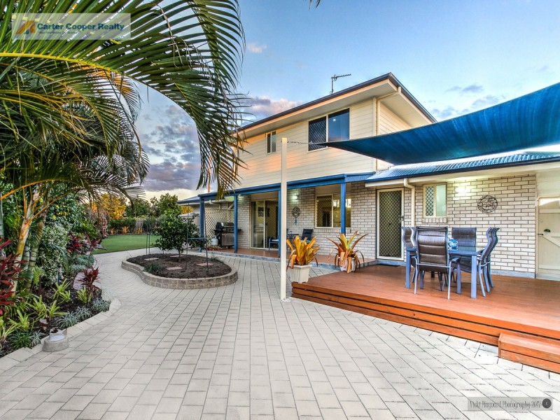 42 Vanda Street, Urangan QLD 4655