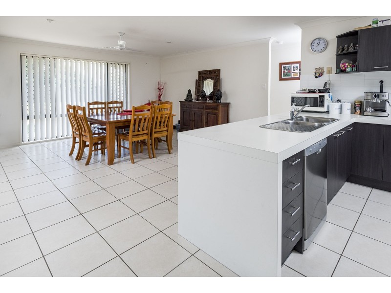 20 Golden Grove Court, Eli Waters QLD 4655
