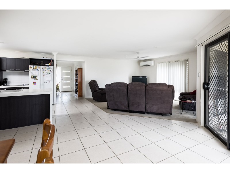 20 Golden Grove Court, Eli Waters QLD 4655