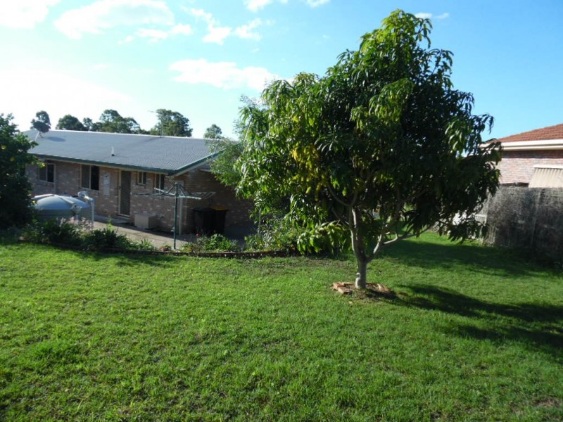 1 Richardson Close, Pialba QLD 4655