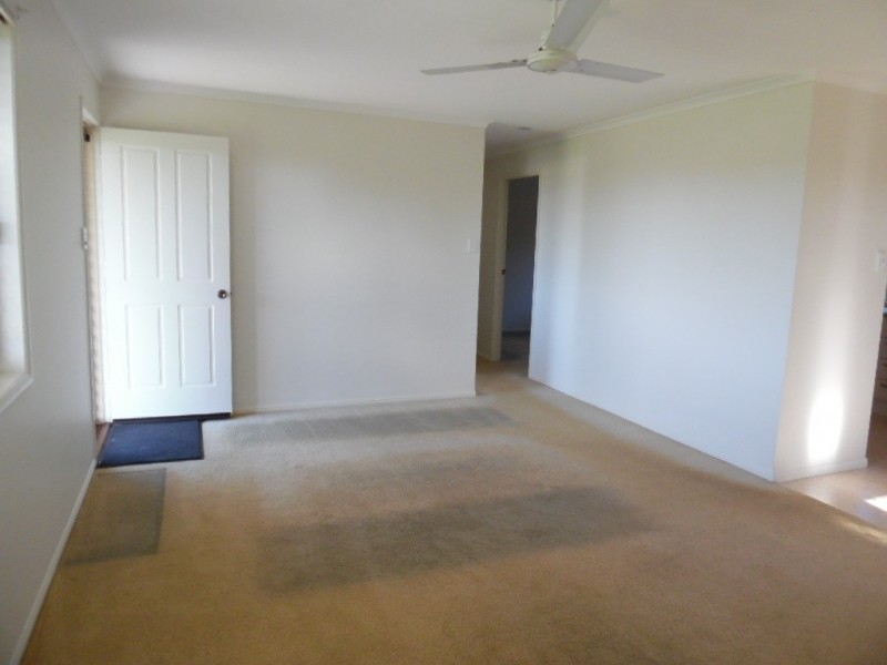 1 Richardson Close, Pialba QLD 4655