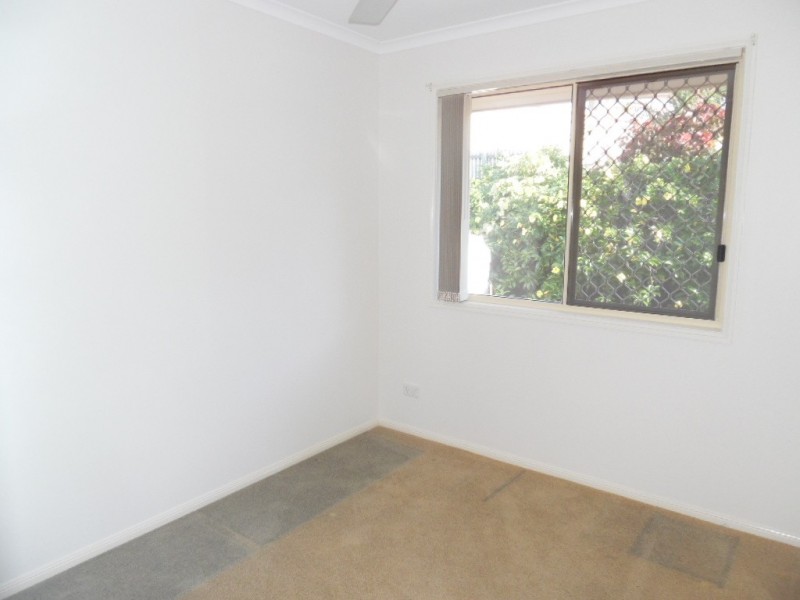 1 Richardson Close, Pialba QLD 4655