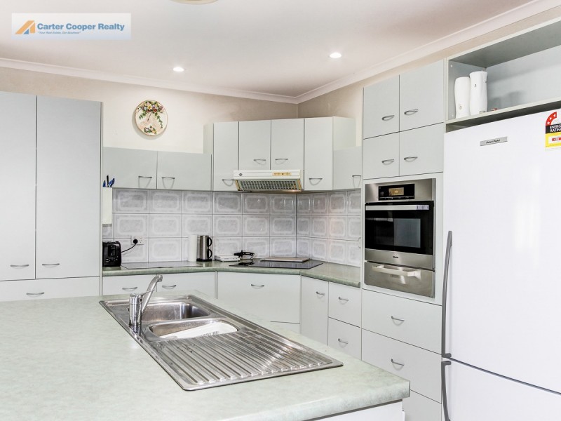 7 Parisi Court, Urraween QLD 4655