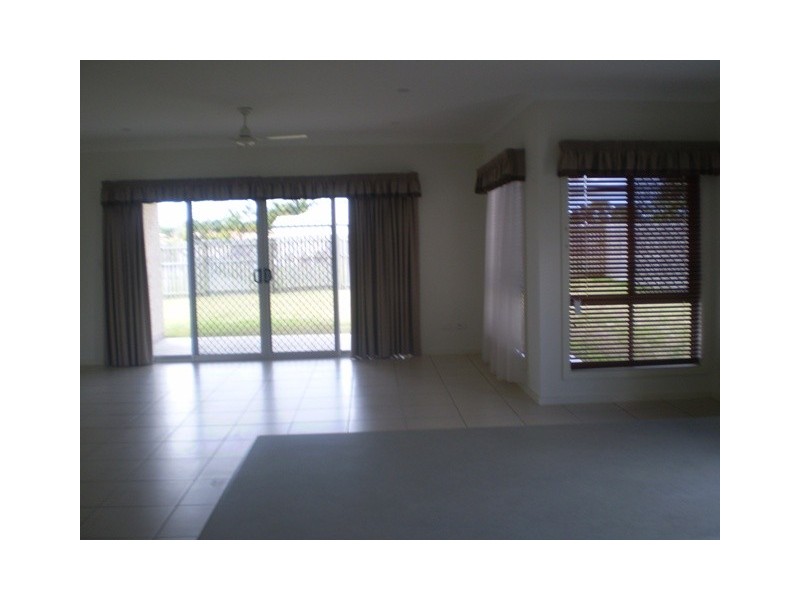 2 Genoa Court, Pt Vernon, Hervey Bay QLD 4655