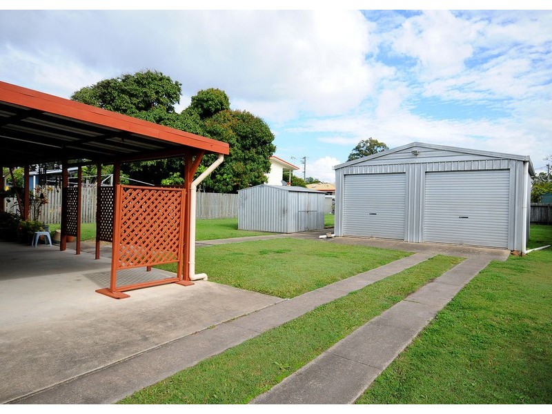 49 Bideford Street, Torquay QLD 4655