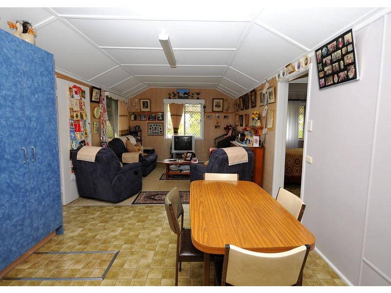 49 Bideford Street, Torquay QLD 4655