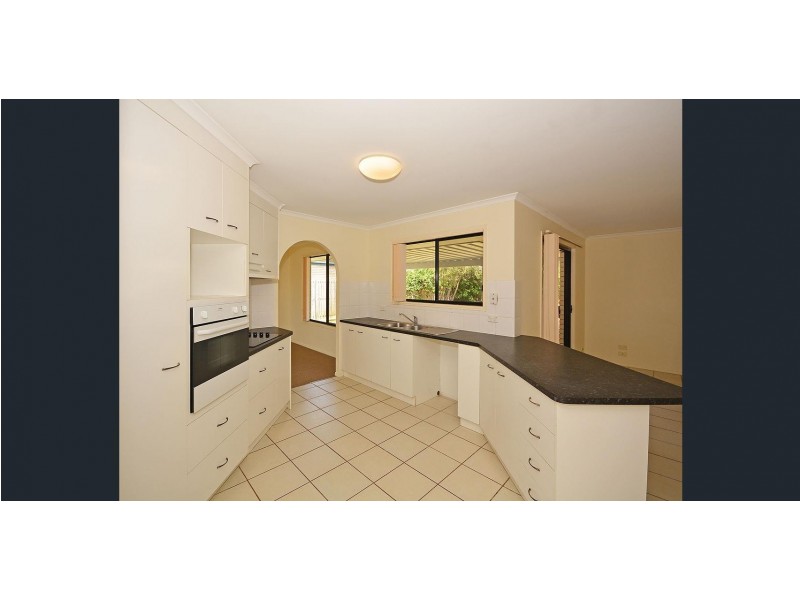 12 Pialba Downs Drive, Eli Waters QLD 4655
