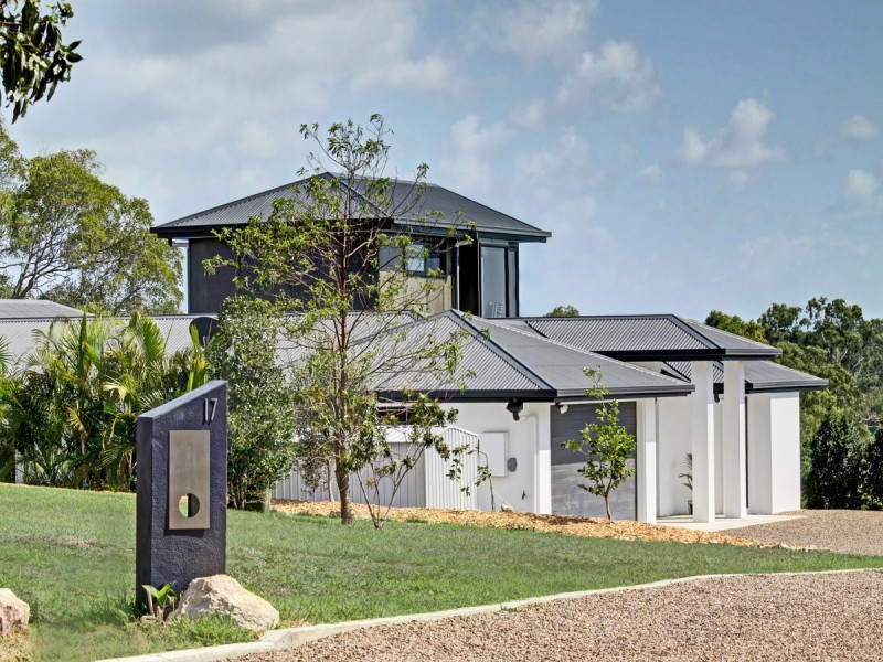 17 Azure Court, Dundowran Beach QLD 4655