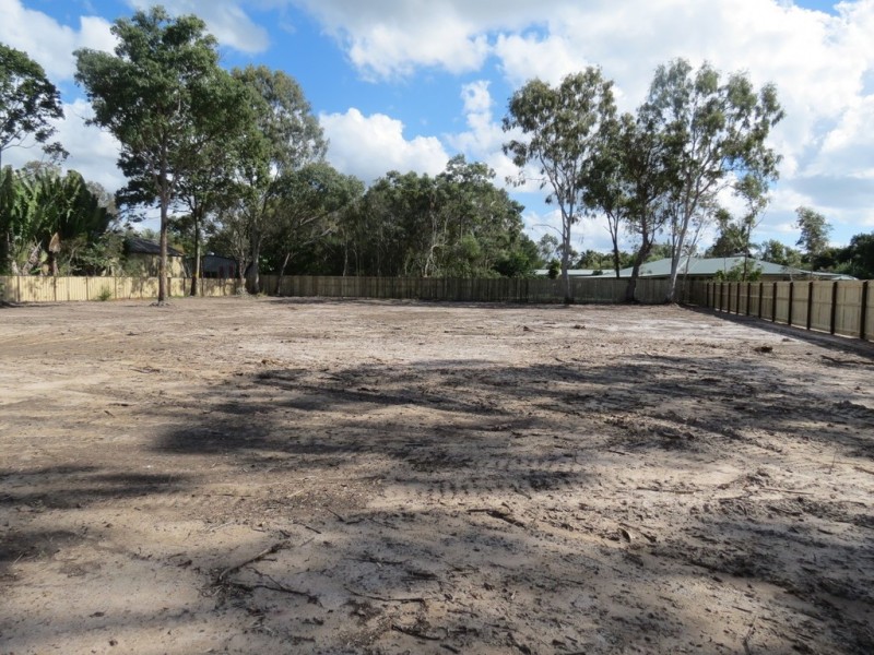 50 Senor Avenue, Urangan QLD 4655