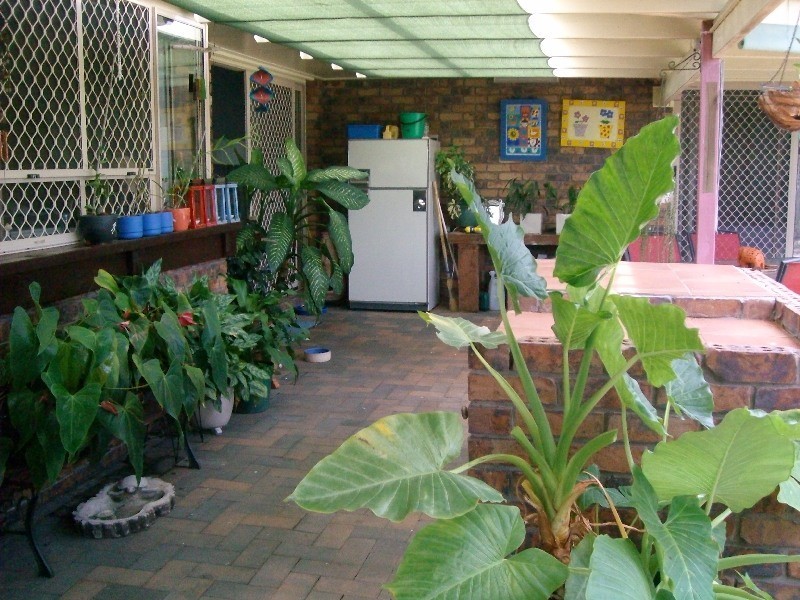 8 Palm Meadows Place, Pialba, Hervey Bay QLD 4655