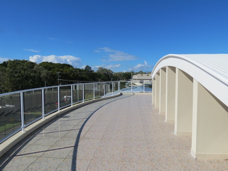 598 Esplanade, Urangan QLD 4655