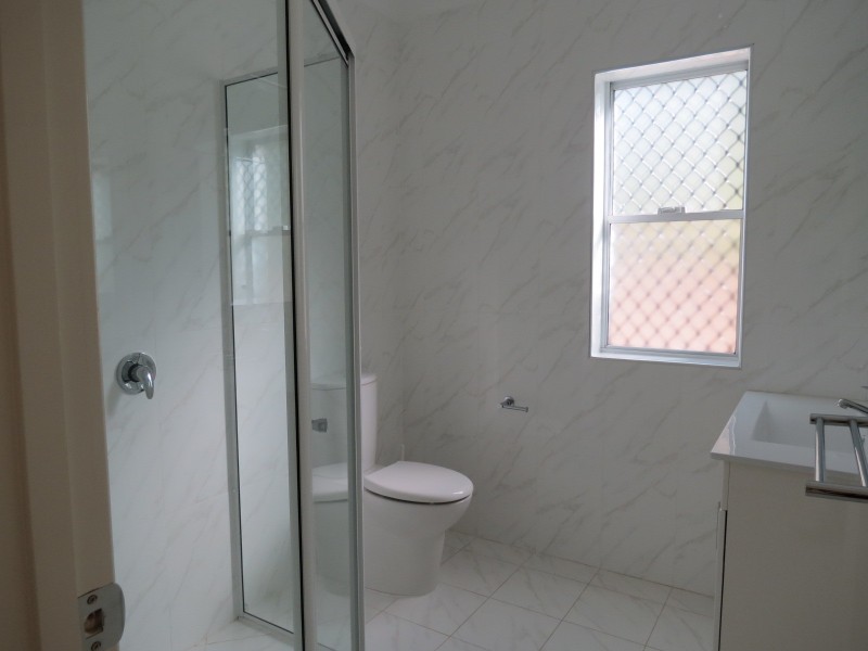 598 Esplanade, Urangan QLD 4655