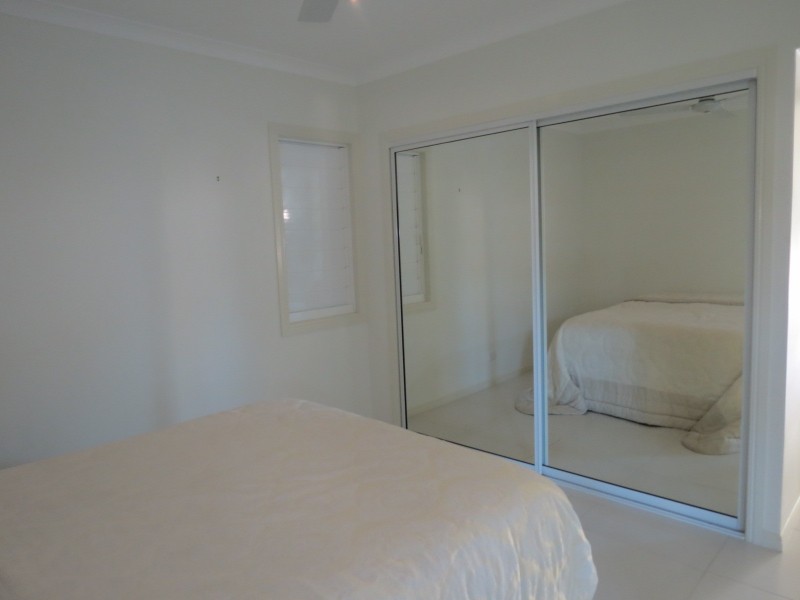 598 Esplanade, Urangan QLD 4655