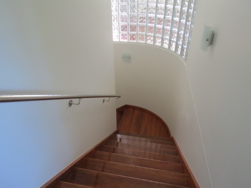 598 Esplanade, Urangan QLD 4655