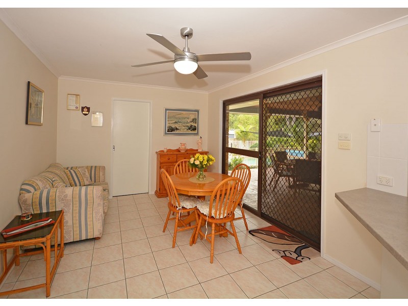 95 Garden Drive, Urangan QLD 4655