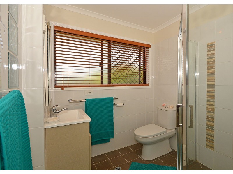 95 Garden Drive, Urangan QLD 4655