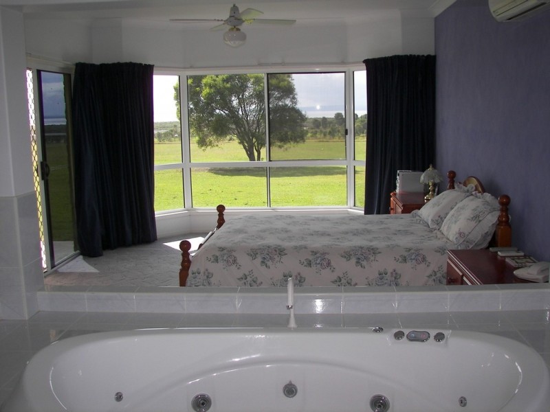 101 Cove Boulevard, River Heads QLD 4655