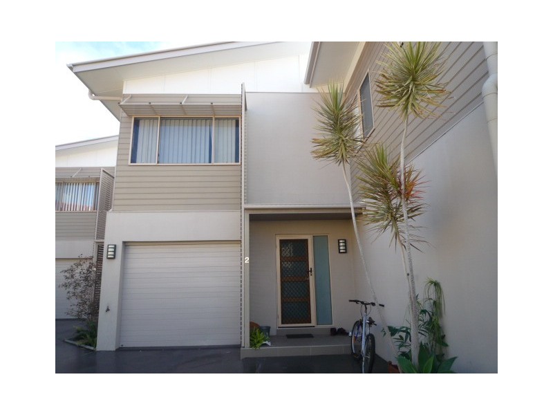2/31 King Street, Urangan QLD 4655