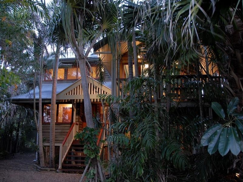 85 Long Street, Pt Vernon, Hervey Bay QLD 4655