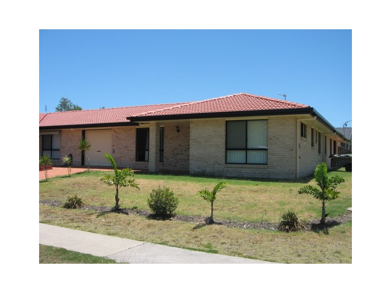 2/2 Orchid Avenue, Urangan, Hervey Bay QLD 4655