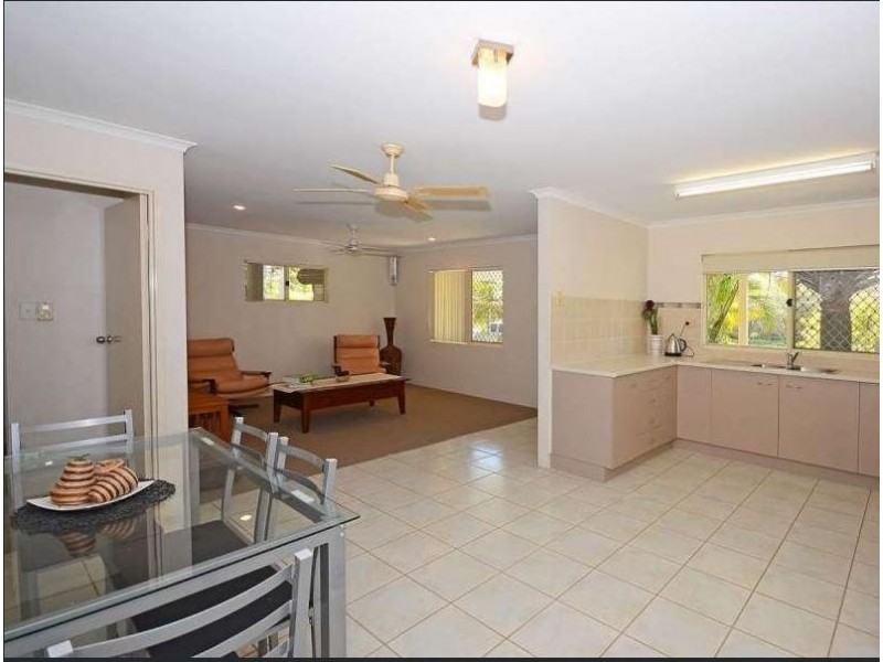 27 Fairway Drive, Urraween QLD 4655