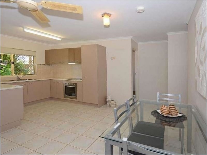 27 Fairway Drive, Urraween QLD 4655