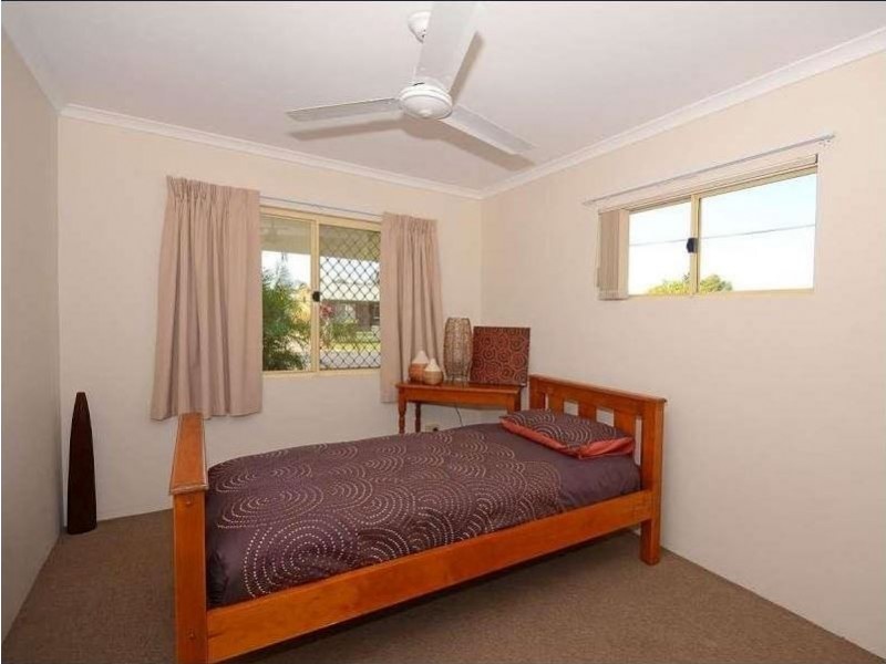 27 Fairway Drive, Urraween QLD 4655