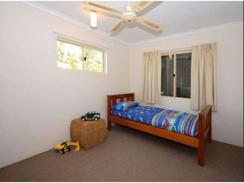 27 Fairway Drive, Urraween QLD 4655