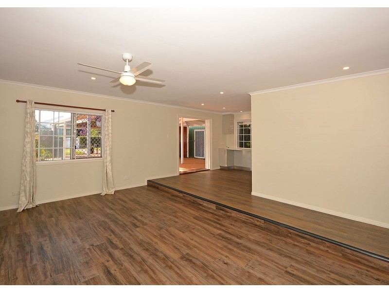 11 Valfern Court, Dundowran QLD 4655