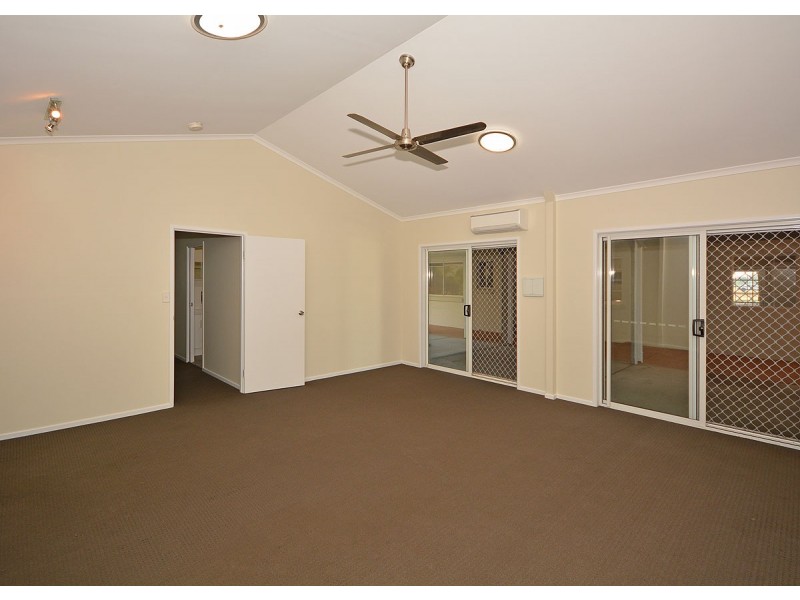 11 Valfern Court, Dundowran QLD 4655