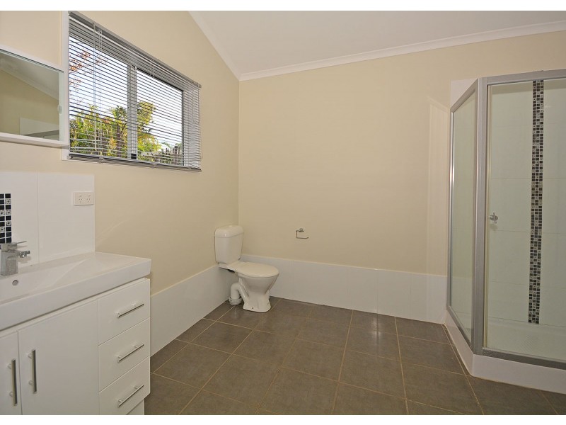 11 Valfern Court, Dundowran QLD 4655