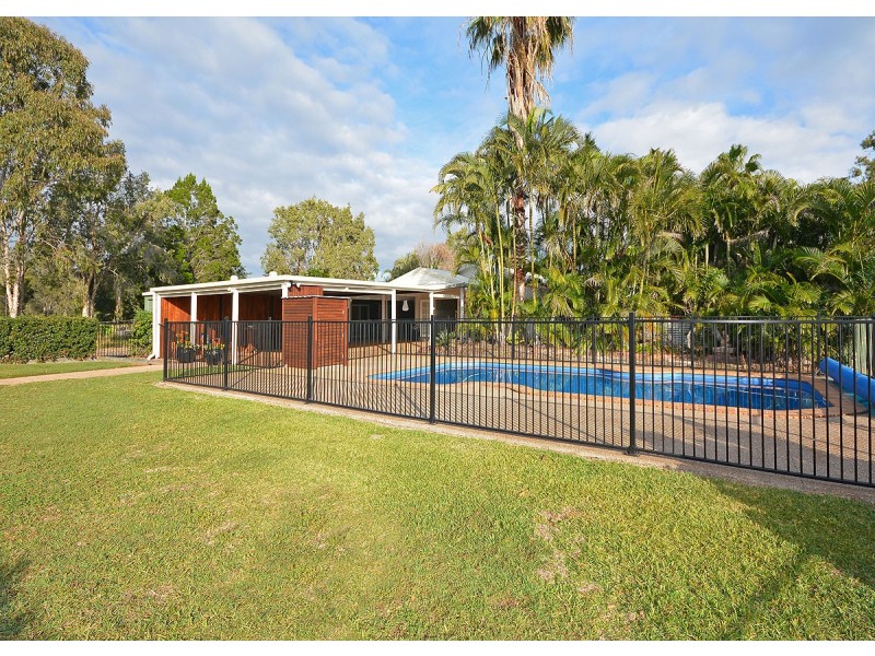 11 Valfern Court, Dundowran QLD 4655