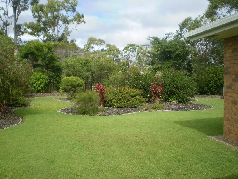 55 Honeysuckle Avenue, Kawungan QLD 4655