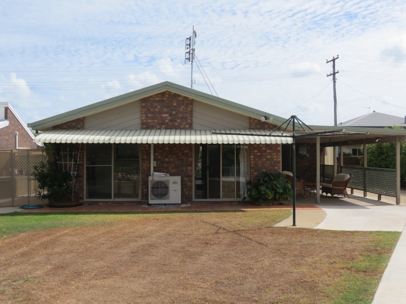 41 Vanda Street, Urangan QLD 4655