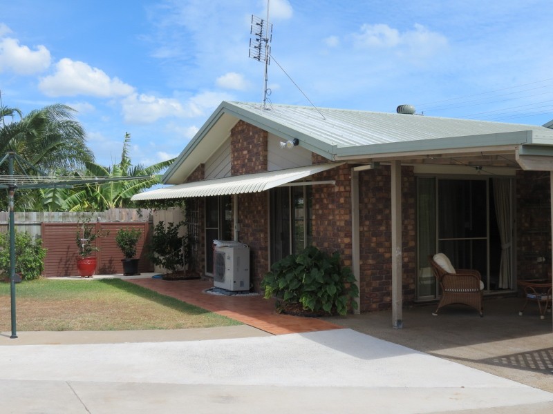41 Vanda Street, Urangan QLD 4655
