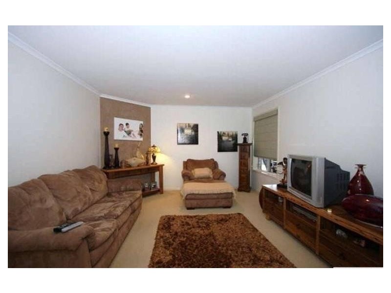 9 Mainsail Court, Pt Vernon, Hervey Bay QLD 4655