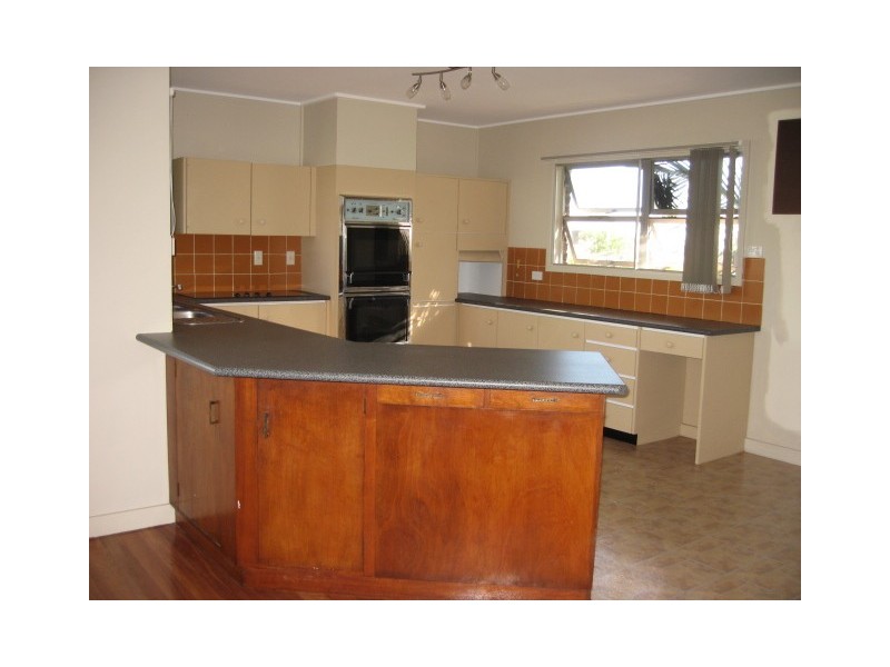 181 Long Street, Point Vernon, Hervey Bay QLD 4655